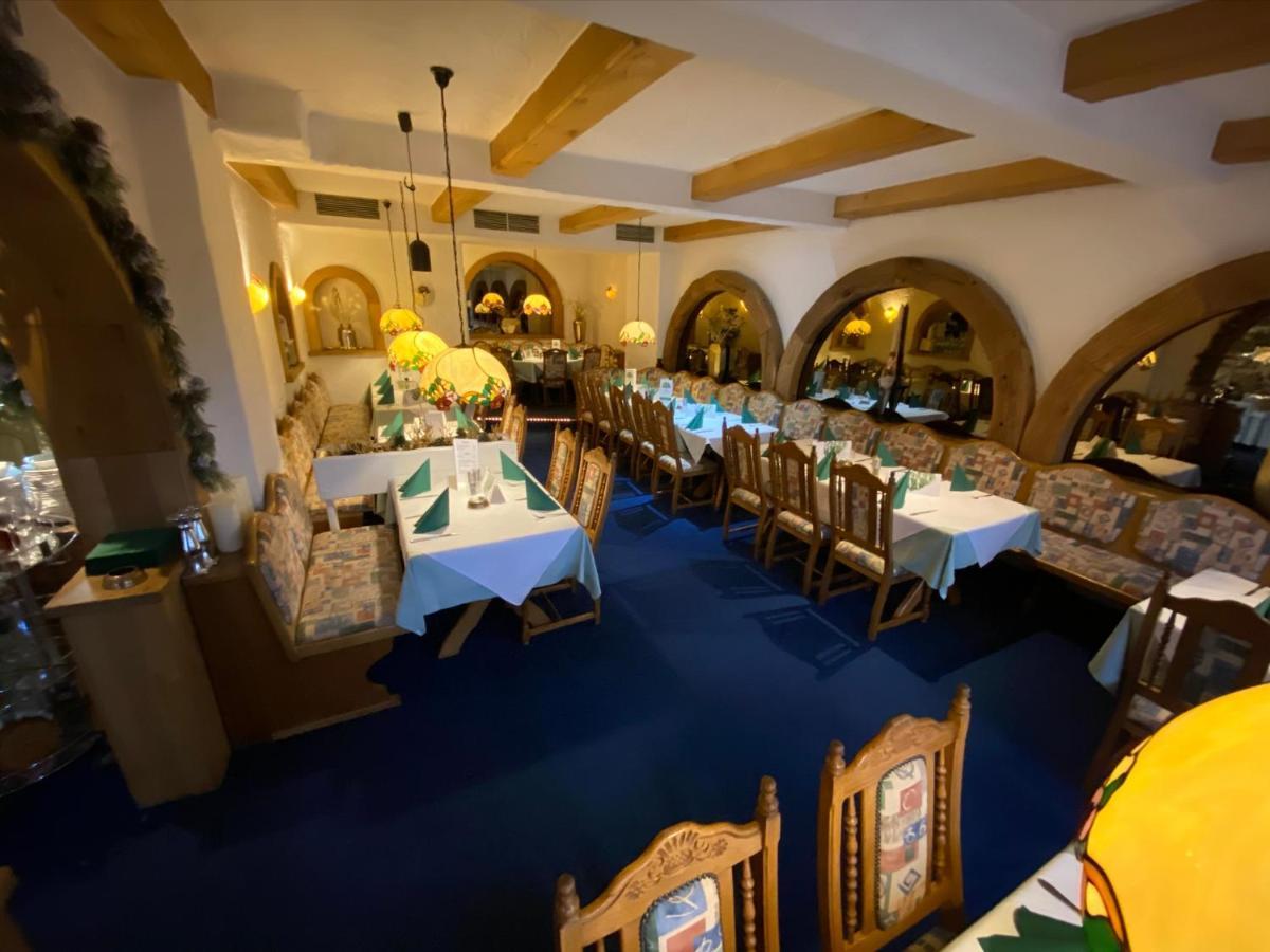 Hotel Friedenseiche Neukirchen-Vluyn Buitenkant foto