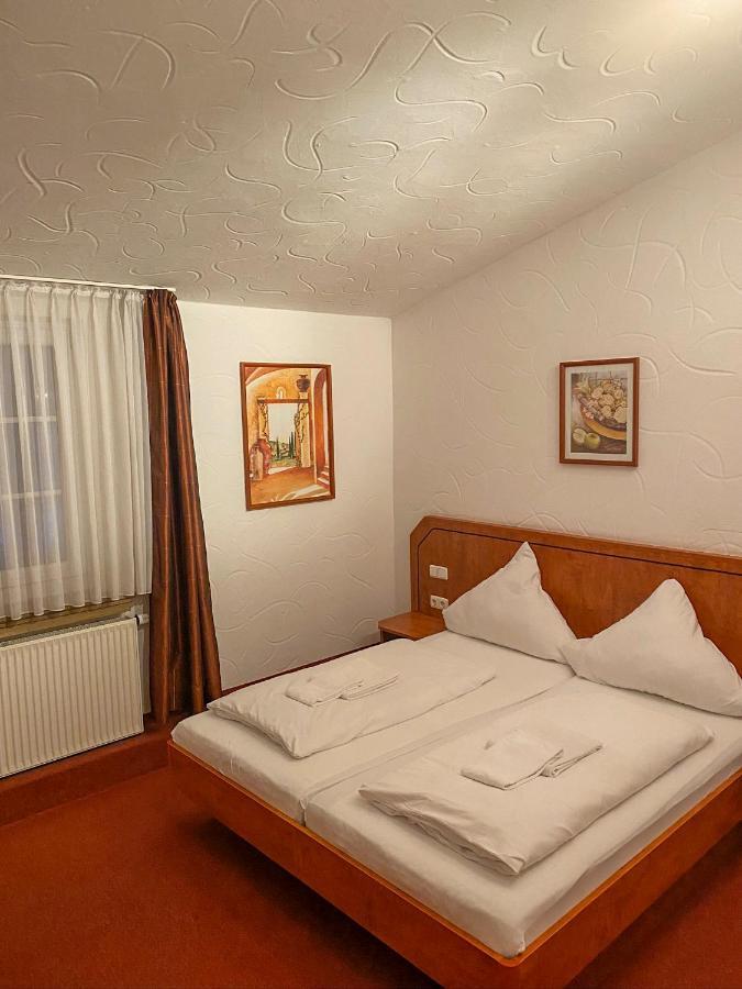 Hotel Friedenseiche Neukirchen-Vluyn Kamer foto